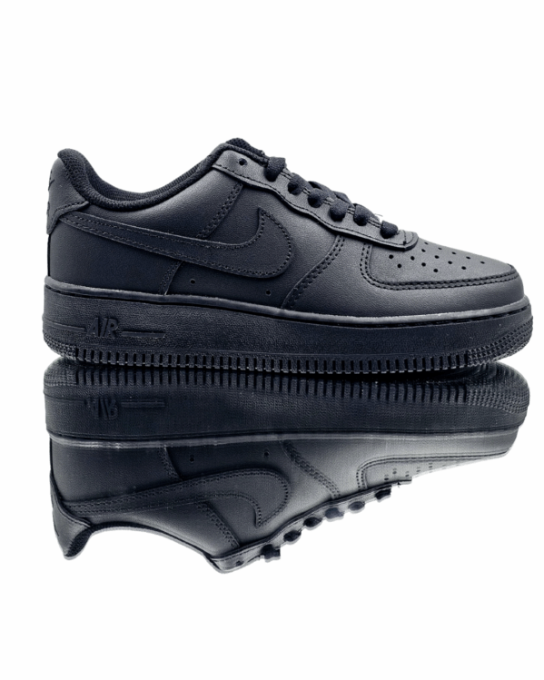 TENIS NIKE AIR FORCE 1'07 - Imagen 3