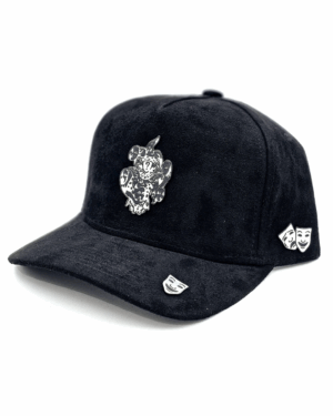 GORRA CON PLACAS