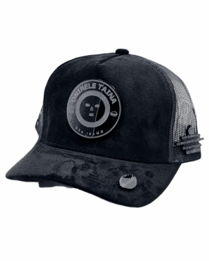 GORRA CON PLACAS